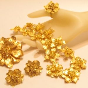Vintage KJL Anemone Necklace Earring Ring Brooch